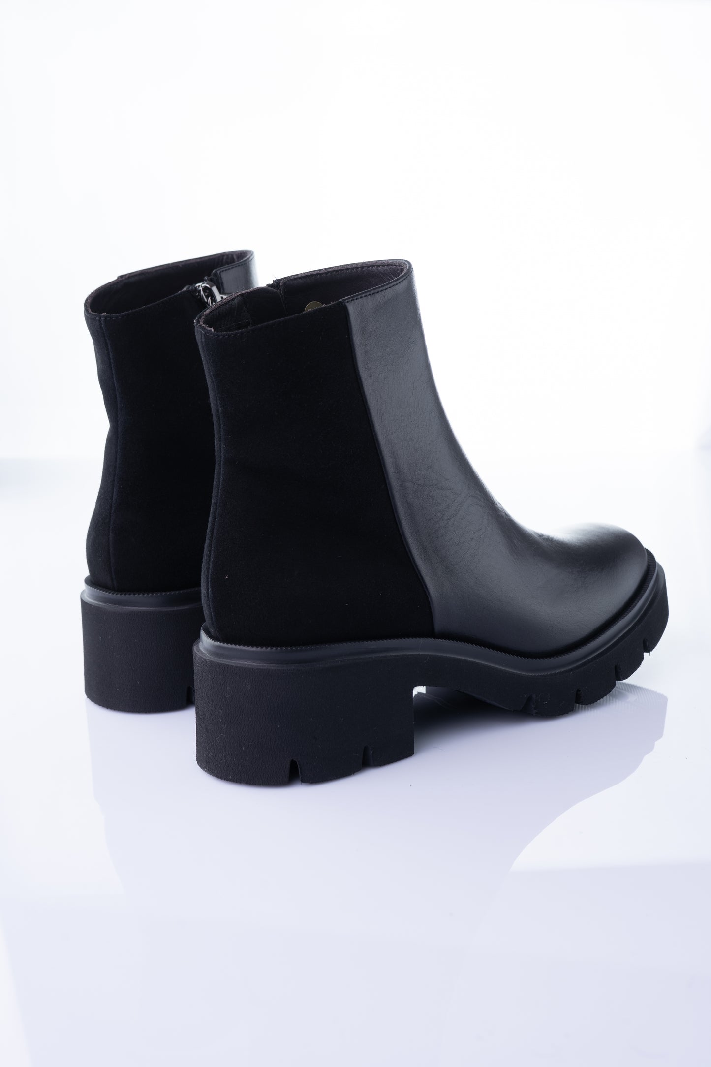 Viola Fonti 1659 SUSY – Black Leather & Suede Chunky Ankle Boot