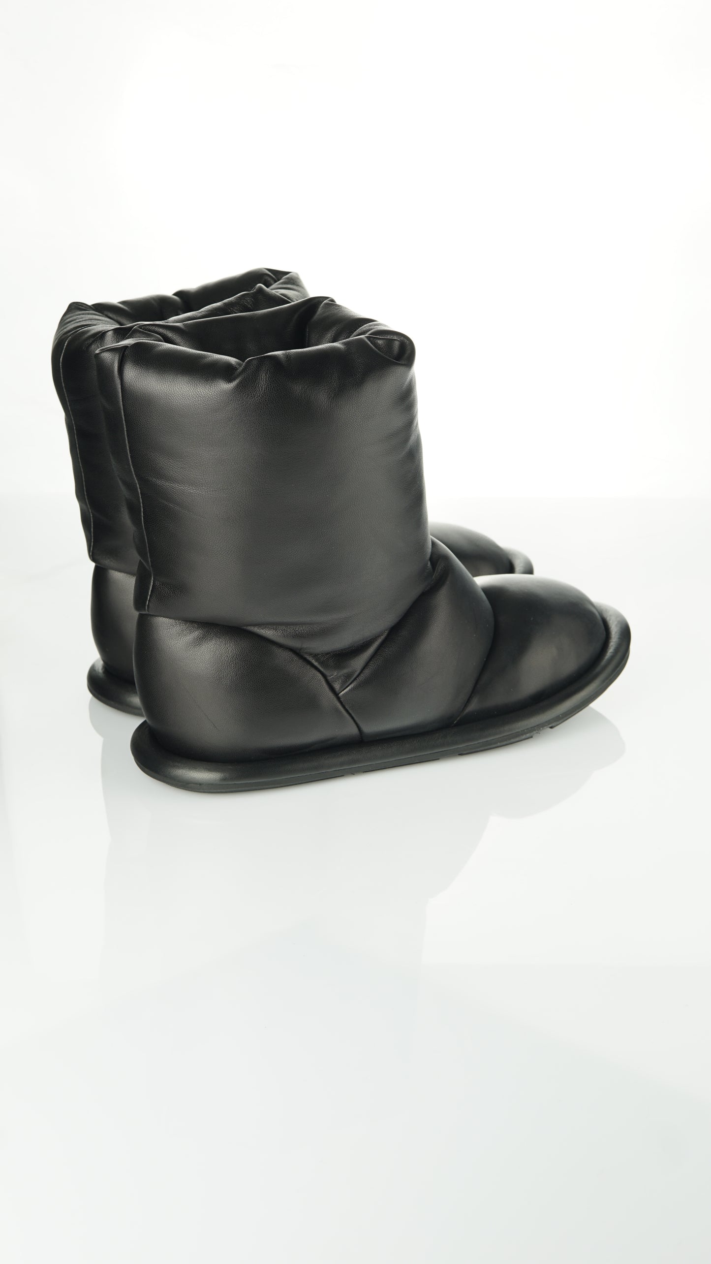 Giulia Taddeucci - Marshmellow Boots